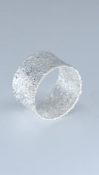 Load image into Gallery viewer, ring:texture_13mm
