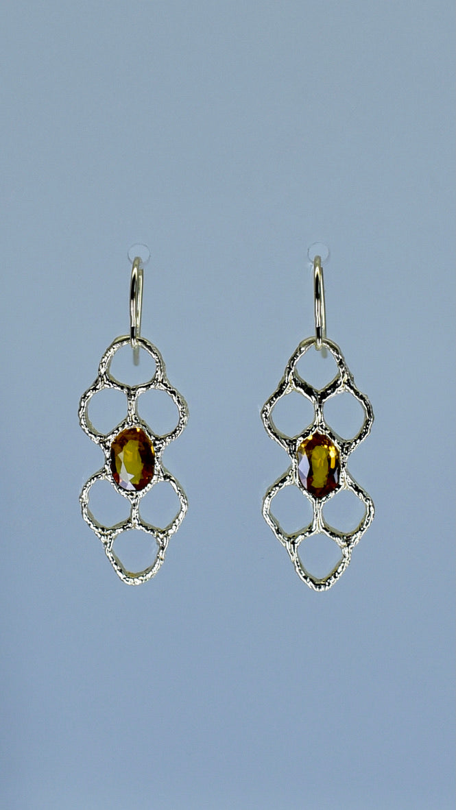 earring:r7_sapphire_yellow